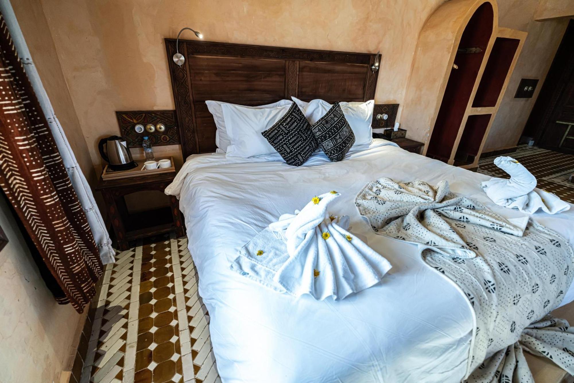 Hotel Riad Xaluca Мерцуга Екстериор снимка