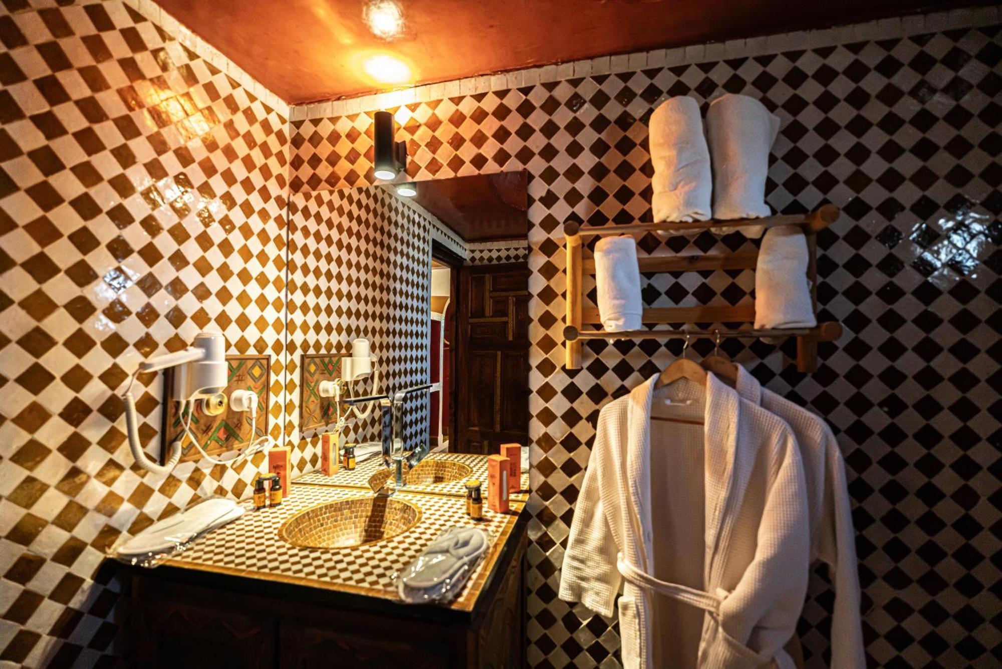 Hotel Riad Xaluca Мерцуга Екстериор снимка
