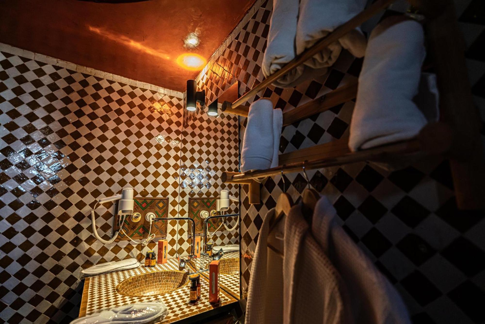 Hotel Riad Xaluca Мерцуга Екстериор снимка