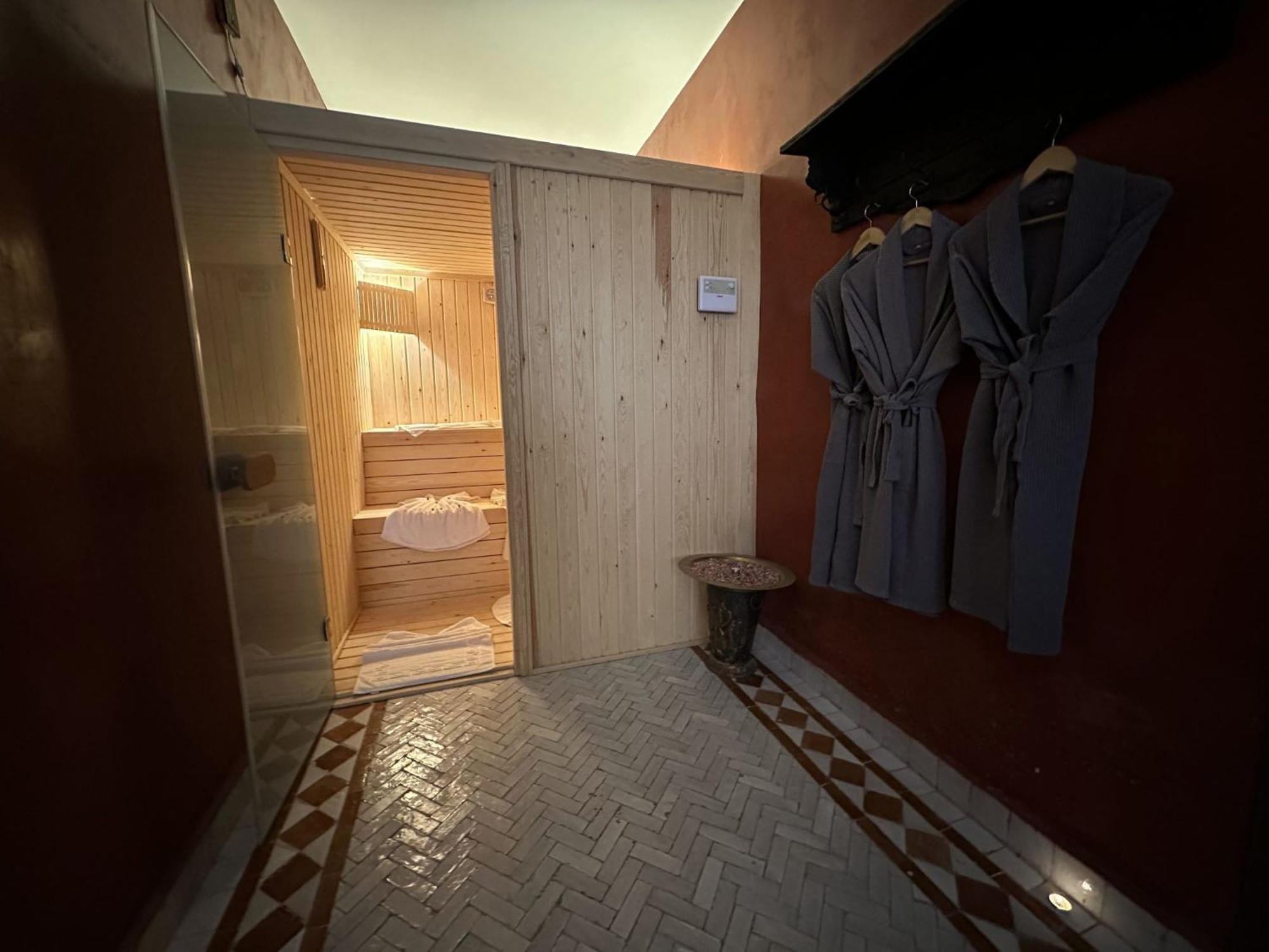 Hotel Riad Xaluca Мерцуга Екстериор снимка