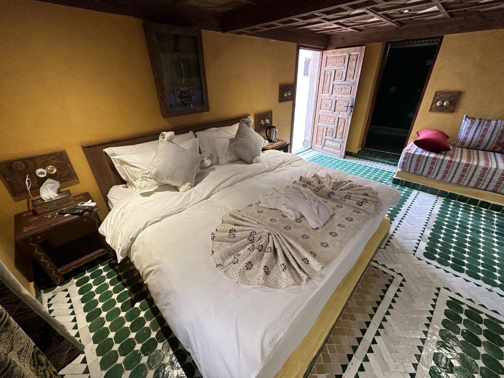 Hotel Riad Xaluca Мерцуга Екстериор снимка